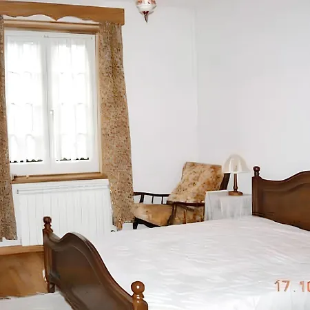 Comfortable House With Mountain View And Shared Pool بيت للعطل