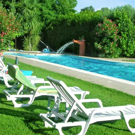 بيت للعطل Comfortable House With Mountain View And Shared Pool Pedraca