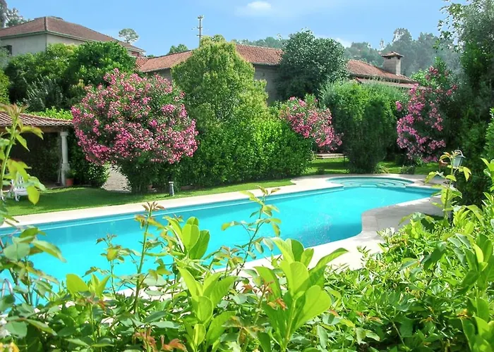 Comfortable House With Mountain View And Shared Pool * Pedraça