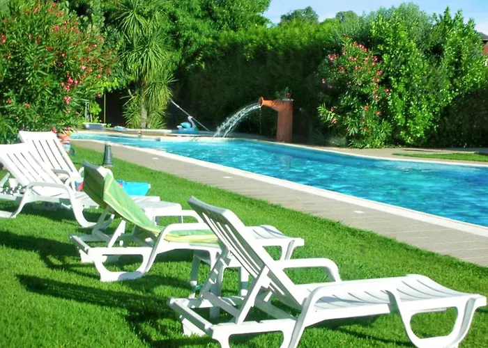 Nyaraló Comfortable House With Mountain View And Shared Pool Pedraça