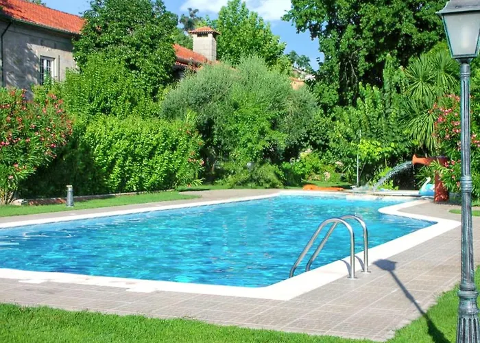 Comfortable House With Mountain View And Shared Pool Pedraça